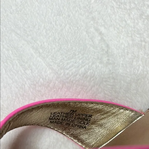 Lilly Pulitzer Pink and Gold Sandals with Glossy Straps