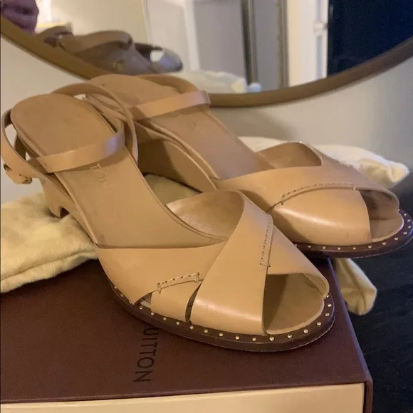 Louis Vuitton Wedge Sandals with Leather Straps and Adjustable Ankle Closure
