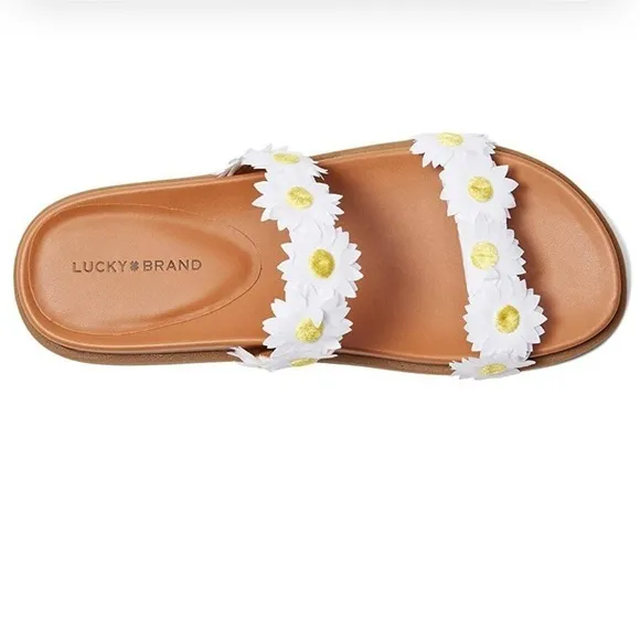 Lucky brand sandals with white &amp; yellow daisy straps