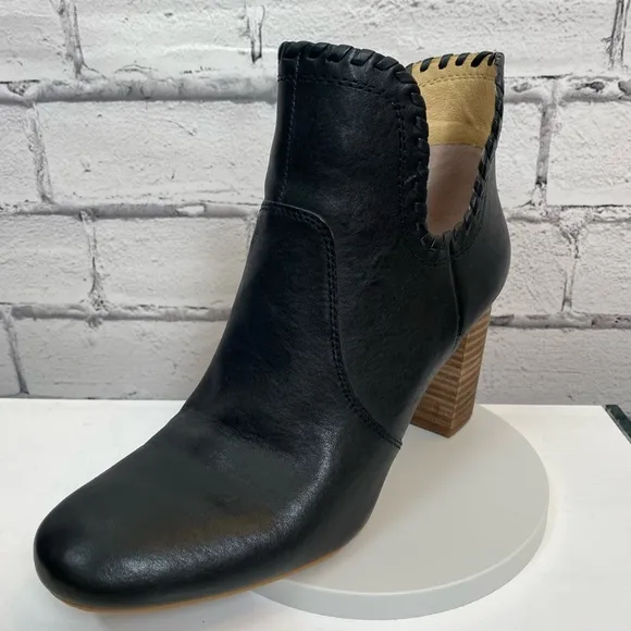 Lucky Brand Sivya Leather Ankle Boots Booties Chunky Heel size 9