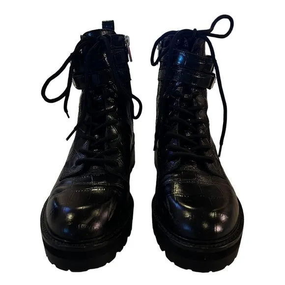 Marc Fisher LTD MLBARREN 2 Black Embossed Leather Combat Boots Size 7.5 M