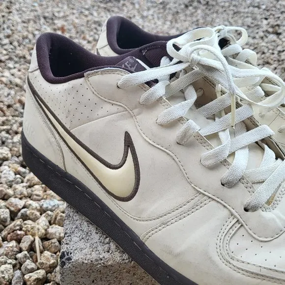 Men's 2008 Nike Air Indee Cream and‎ Brown Sneaker Shoes 318488-115 Size 13