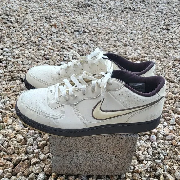 Men's 2008 Nike Air Indee Cream and‎ Brown Sneaker Shoes 318488-115 Size 13