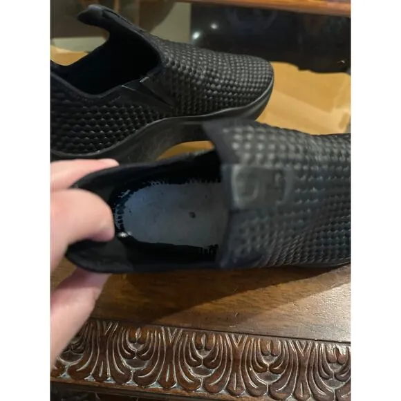 Men’s Ecco Therap Leather Slip On Sneakers. Size 10