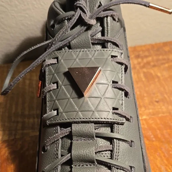 Men's Grey Patrick Mohr High-Top Sneakers