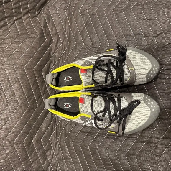 Men’s New Balance Vibram Minimus grey and yellow shoes. NEW, never worn!