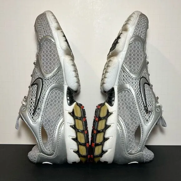 Mens VTG NIKE Air Zoom Spiridon Cage 2 Metallic Silver Athletic Shoes / Size 8.5