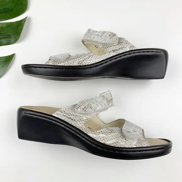 Mephisto Sandals Slip On Wedge Heel Grey Snakeskin Leather Women's 40 US 10