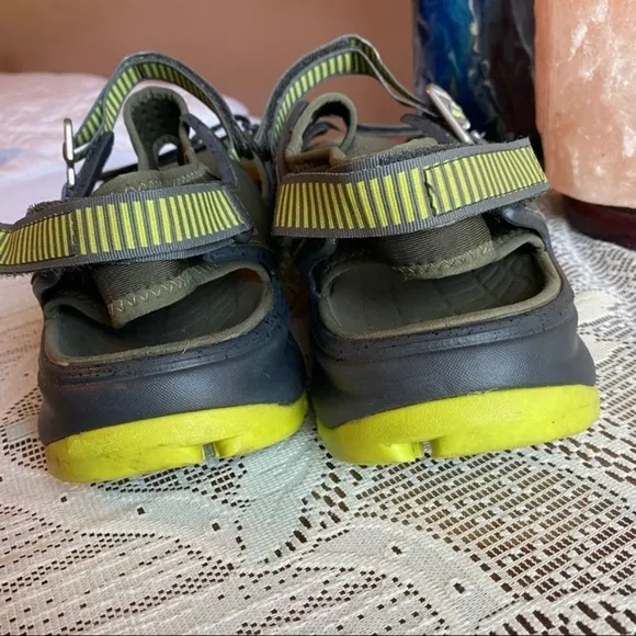 Merrell Sandals Mens Size 13 Olive Choprock Strap Sandals Dusty