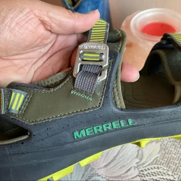 Merrell Sandals Mens Size 13 Olive Choprock Strap Sandals Dusty