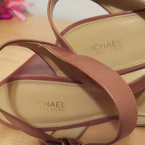 MICHAEL Michael Kors Sia Platform Sandals Size 9 Tan Camel Brown
