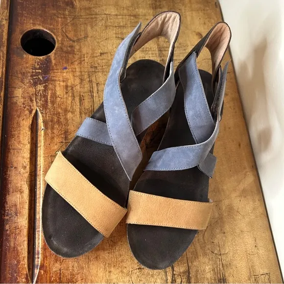 NAOT blue &amp; tan straps sandals women’s sz 41 = US women’s sz 10.5