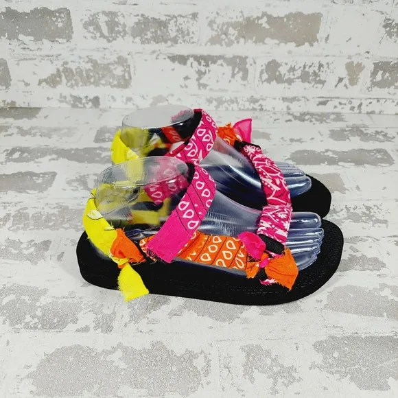 NEW Arizona Love Trekky Paisley Print Bandana Colourful Sandals E564