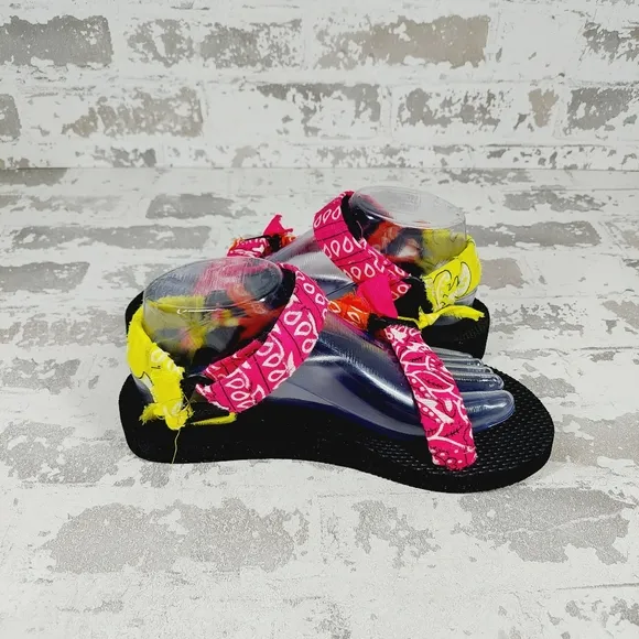 NEW Arizona Love Trekky Paisley Print Bandana Colourful Sandals E564