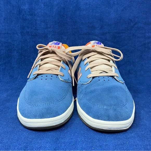 New balance 425 casual men’s Sneakers size 8.5 US