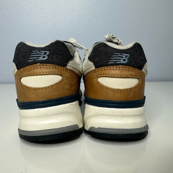 New Balance 999 Men’s Size 7 / Womens 8.5 Leather Tan Black White Retro Shoes