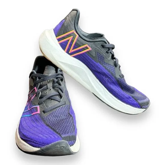 New‎ Balance Fuel Cell Rebel V2 Running  Womens Size 8B Sneakers Athletic Shoes