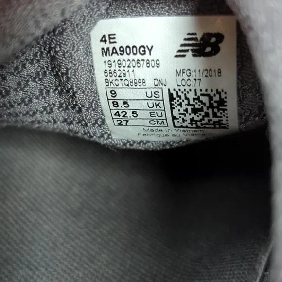 New Balance Mens Fresh Foam 900v1 Slip on Mule Shoes Sneakers Size 9 Grey