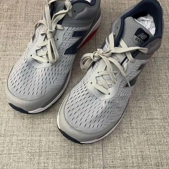 NEW BALANCE Men’s Wide Fit Walking Sneakers Size 14 Gray Gym Running MW847LG4