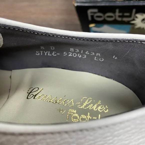 NEW FootJoy Classics White Wingtip Golf Shoes 8 D