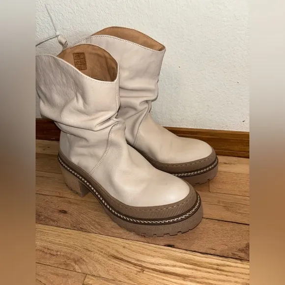NEW Free People Mel Slouch Platform Chelsea Moto Boot in Bone Leather size 8