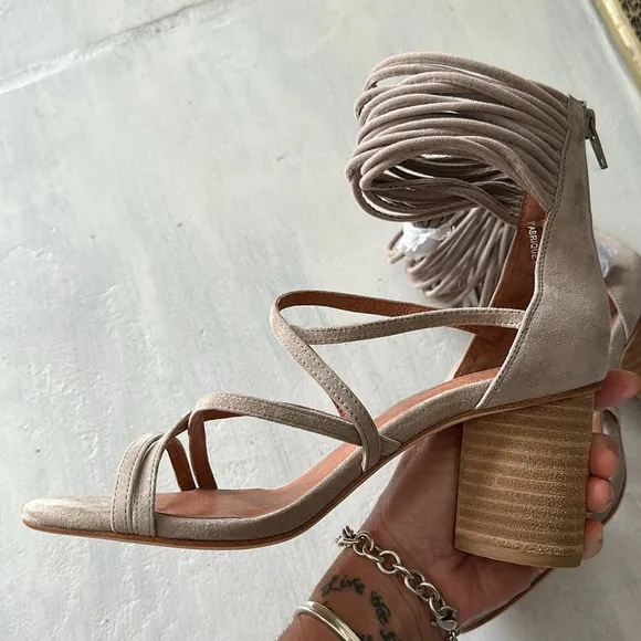 NEW Jeffrey Campbell Despina Leather Suede Sandals 3” Round Block Heel 7.5 Shoe