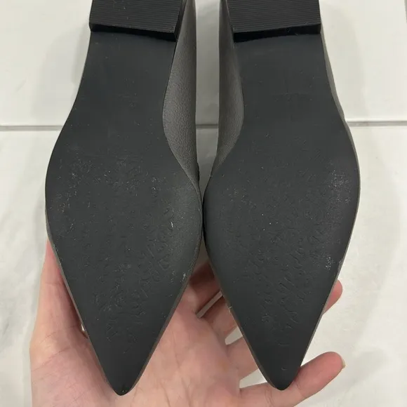 NEW! Linea Paolo Mabel Pointed Toe Loafer - Size 4