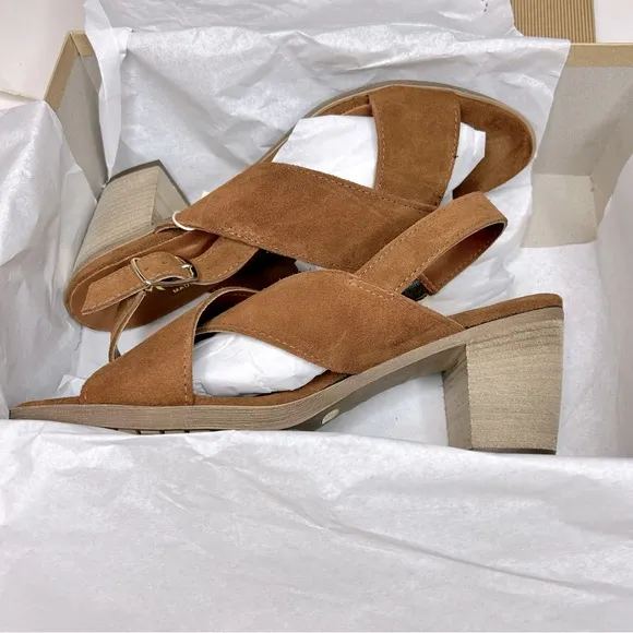 NEW Mariella Sling Back Suede Sandals Made In Italy Stack Block Heels Size 9.5