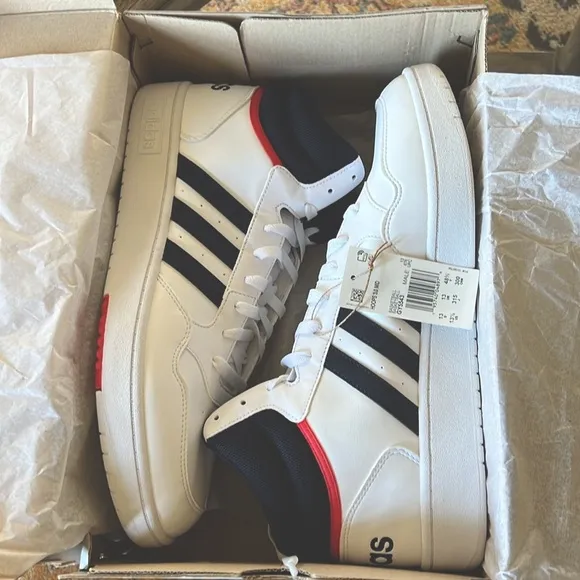NEW Men’s Adidas Hoops 3.0 Mid Basketball Shoes - Size 13.5