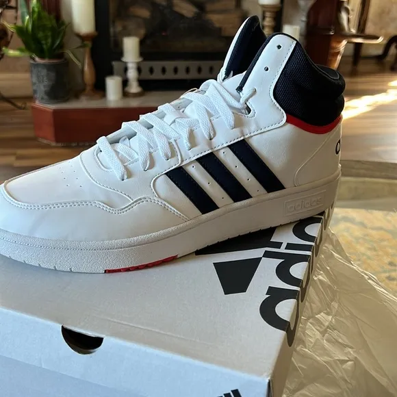 NEW Men’s Adidas Hoops 3.0 Mid Basketball Shoes - Size 13.5
