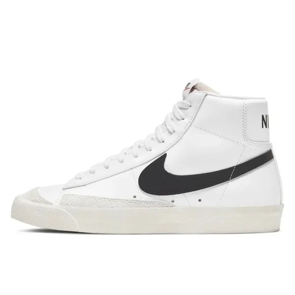 New Nike Blazer Mid 77 Vintage Black/White BQ6806-100 NWOB