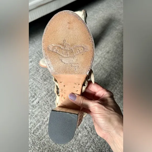 NEW Rare Freebird Bowie Sandals, Size 10