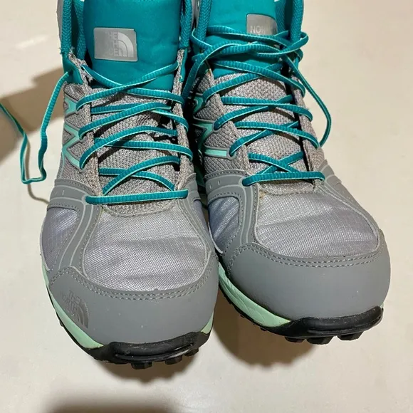 New* The North Face Hedgehog GTX Hiking Shoes