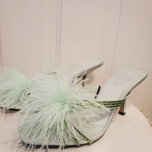 NEW Zara Feathered Heeled Sandals Size 10