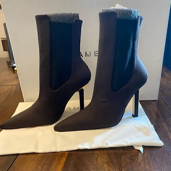 New! Good American High Kickstand  Booties Chocolate Brown