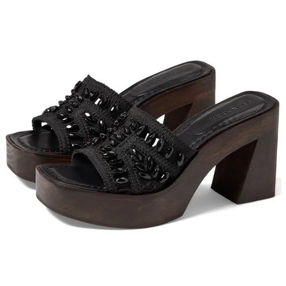 NIB BERNARDO Knox Raffia Bead Mule Sandals