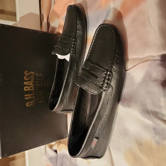 NIB G.H. BASS ORIGINALS DYLAN LEATHER DRIVER WOMEN'S 9.5 IN BLACK