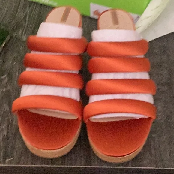 NIB Sam Edelman Size 8 Yuki Platform Wedge Orange Satin Sandals