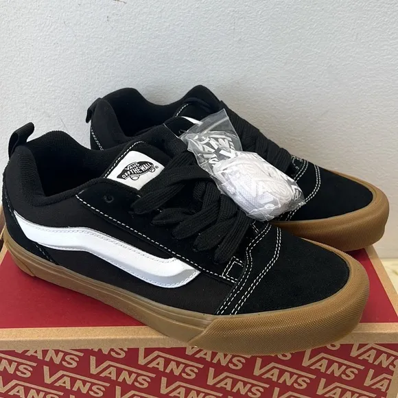NIB - Vans Knu Skool Shoes, Black/Gum – Men’s 7 / Women’s 8.5