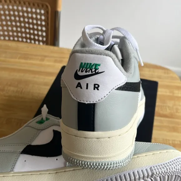 Nike Air Force 1 Nike AF1 LV8 Remix size 7 men’s
