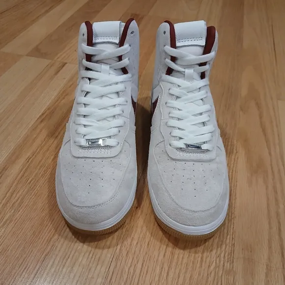 Nike Air Force 1 Scuplt Streetwear/Lifestyle Shoes size 8.5 Men/10 Women