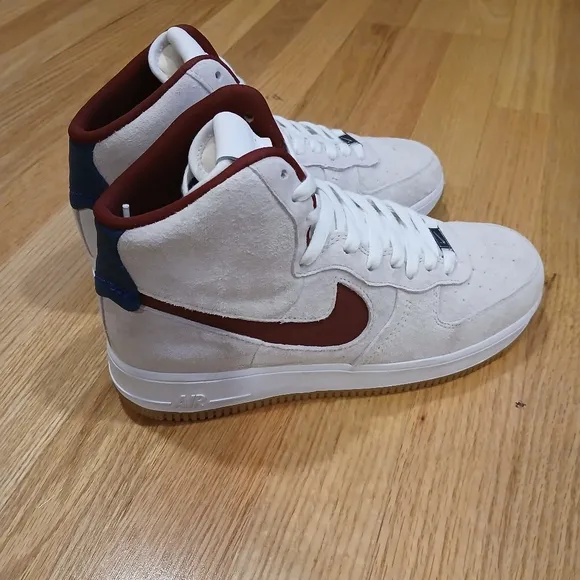Nike Air Force 1 Scuplt Streetwear/Lifestyle Shoes size 8.5 Men/10 Women