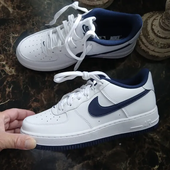 Nike Air Force 1 Streetwear/Lifestyle Shoes Size 7 Youth/8.5 Women
