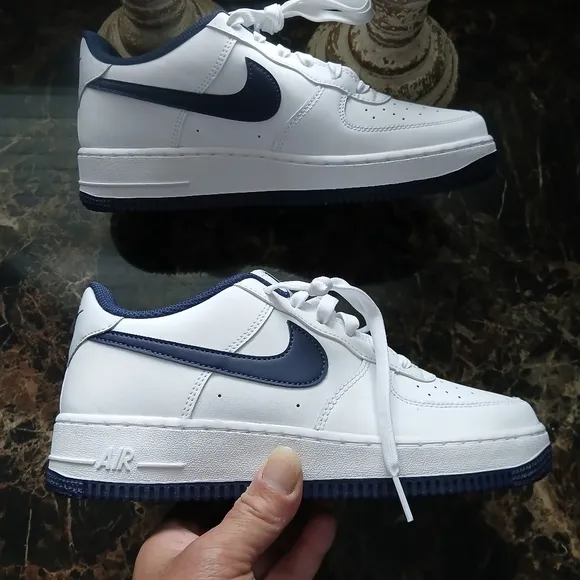 Nike Air Force 1 Streetwear/Lifestyle Shoes Size 7 Youth/8.5 Women