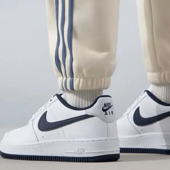 Nike Air Force 1 Streetwear/Lifestyle Shoes Size 7 Youth/8.5 Women