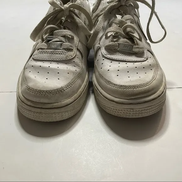 Nike Air Force 1 White Athletic Sneaker Shoes 2020 Size Youth 6.5 Streetwear