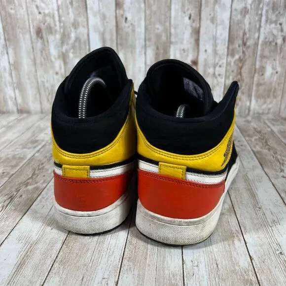 Nike Air Jordan 1 Mid Black Amarillo‎ Orange 852542-087 Men's 8.5
