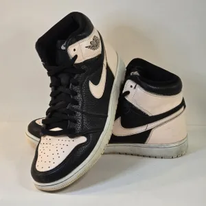 Nike Air Jordan 1 Retro High OG Mens Size 9.5 Basketball Shoes 555088-081