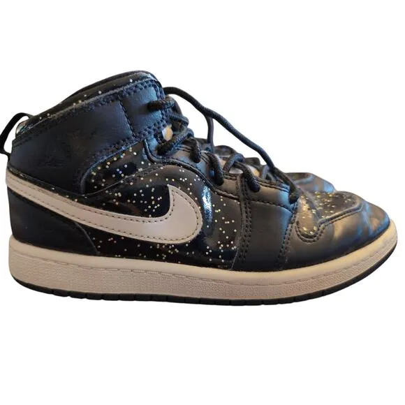 Nike Air Jordan 1 SE black sparkle girls streetwear sneakers