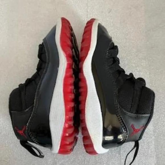 Nike Air Jordan 11 XI Bred TD 2019 Shoes Sneakers Size 7 Toddler